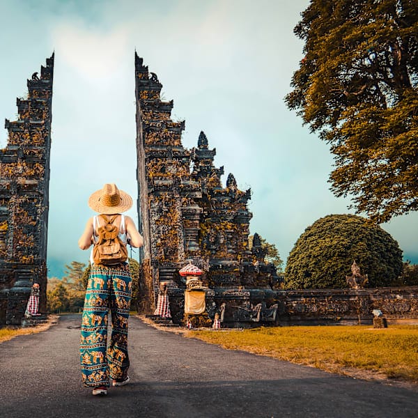 Indonesia Intense: From Sulawesi's local life to Bali's paradise